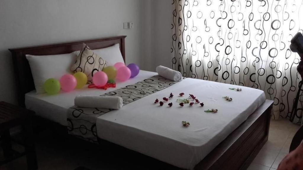 Sihilro Regency Hotel ウダワラウェ エクステリア 写真